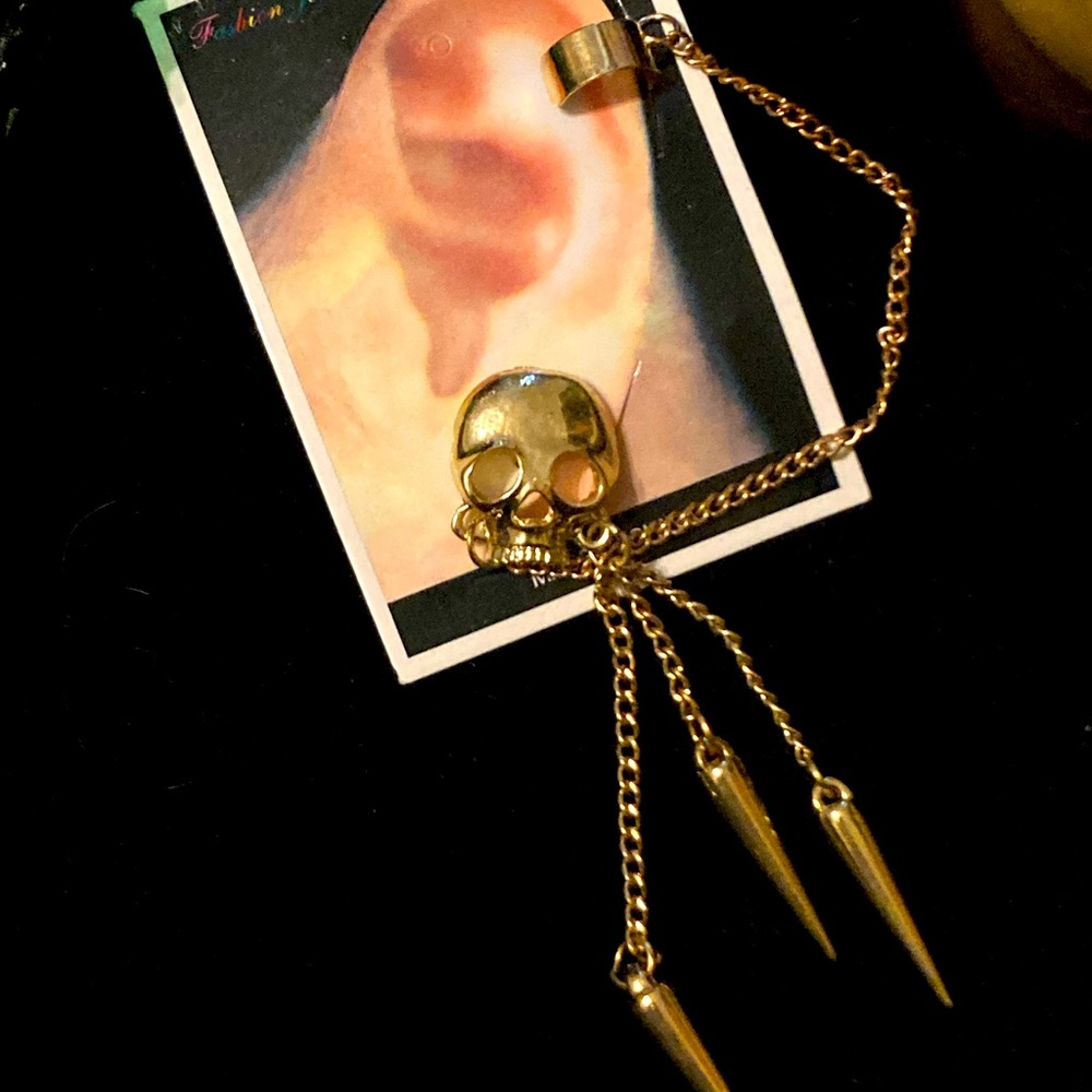 5for15 New skull earring with cuff  - unbranded